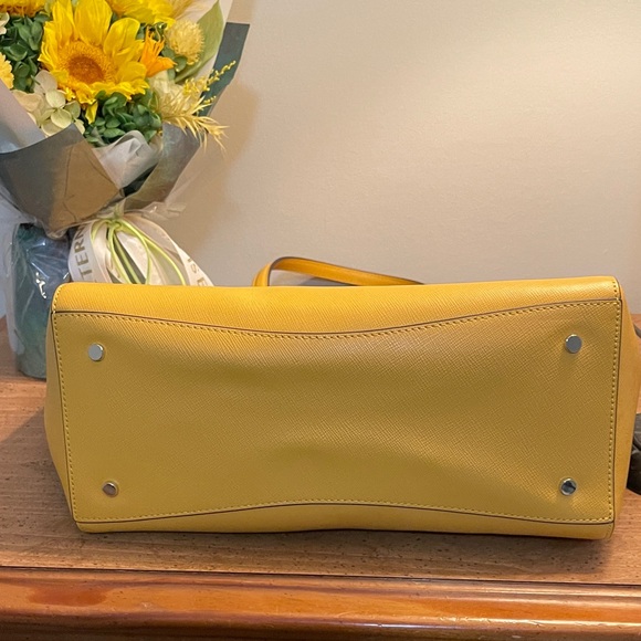 Kate Spade Sunny Yellow Tote (10.5 inches wide & 10 inches long). - Picture 6 of 6